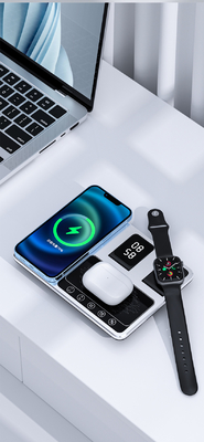 Bạc ABS màu bạc / Xám 3 trong 1 Máy sạc không dây gấp từ tính in logo và sạc nhanh