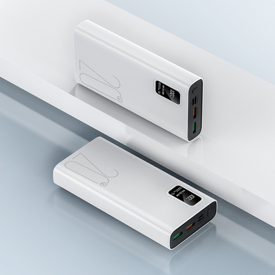 PC Power Bank di động pin màu trắng hoặc đen 5V đầu ra để sạc điện thoại thông minh