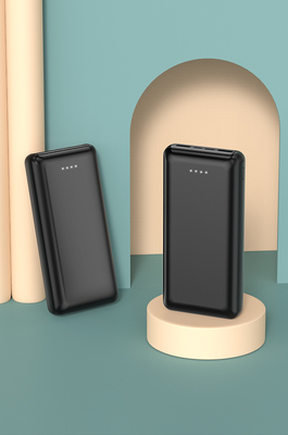 Ngân hàng điện di động với cổng đầu vào Micro USB và loại C cho điện thoại thông minh