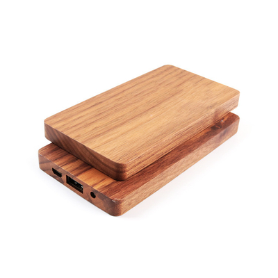 Ngân hàng điện di động Li Polymer 18650 pin màu đen cho điện thoại thông minh và thiết bị USB