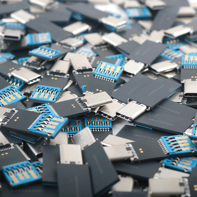 Mức độ A Bộ nhớ đầy đủ Chip flash USB màu đen với tốc độ truyền lên đến 200MB / s