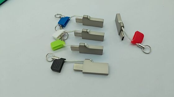 Ổ USB flash loại c có usb A vỏ kim loại dây xích nhỏ có thể laser và in logo tốc độ nhanh 3.2 usb và 3.1 usb