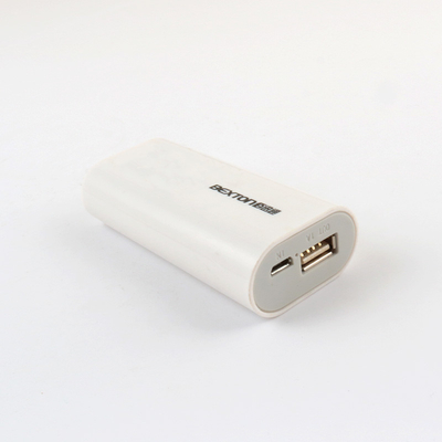 Pin cấp cao đầy đủ Ngân hàng điện bằng nhựa 2400mah 3000mah 18650 Li Ion