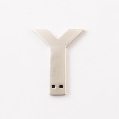 Ứng dụng USB Flash Drive kim loại chống va chạm